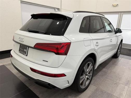 2025 Audi Q5 45 S line quattro Premium