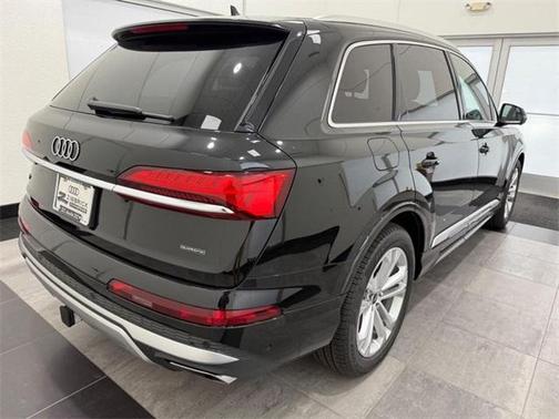 2026 Audi Q7 PLUS