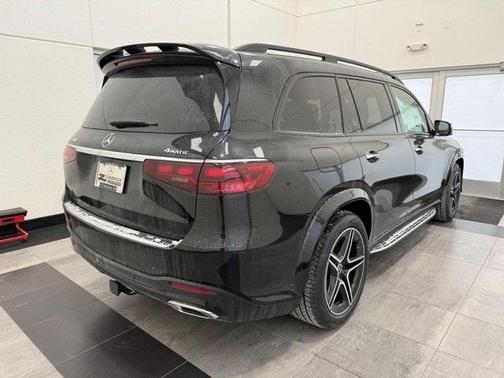 2026 Mercedes-Benz GLS 450 4MATIC