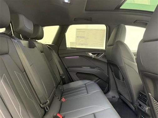 2025 Audi Q4 e-tron 55 quattro Premium