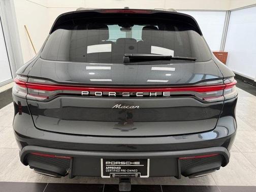 2025 Porsche Macan