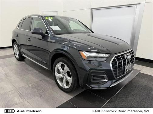 2021 Audi Q5 45 Prestige