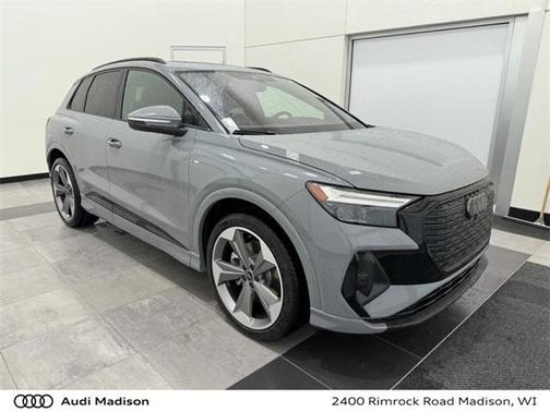 2025 Audi Q4 e-tron 55 quattro Premium
