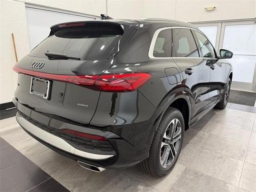 2025 Audi Q5 2.0T quattro Premium