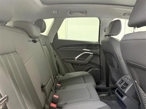 2025 Audi Q5 2.0T quattro Premium
