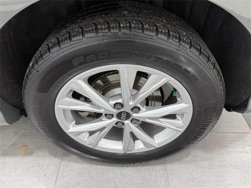 2025 Audi Q3 45 S line Premium