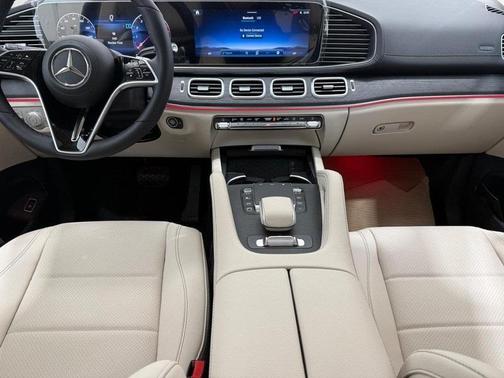 2026 Mercedes-Benz GLS 450 4MATIC