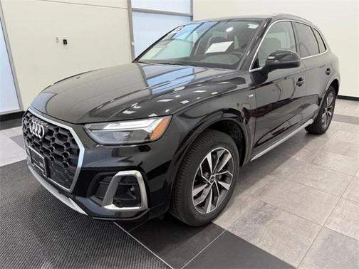 2024 Audi Q5 45 S line quattro Premium