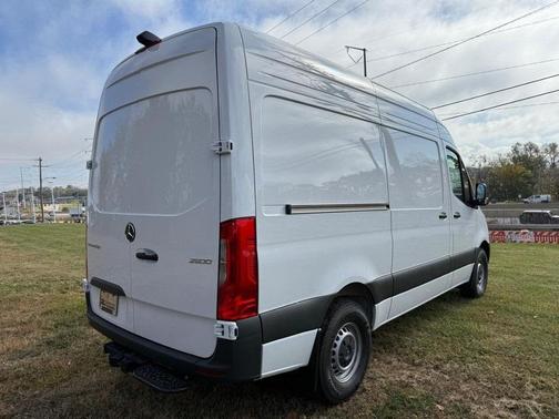 2026 Mercedes-Benz Sprinter 2500 Standard Roof