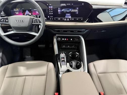 2025 Audi Q5 2.0T quattro Premium