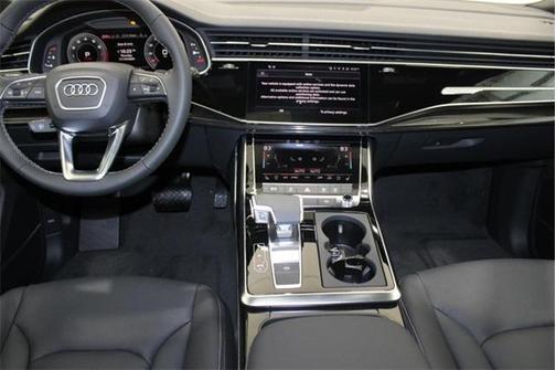 2025 Audi Q8 55 Premium