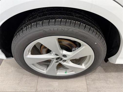 2025 Audi Q5 2.0T Premium