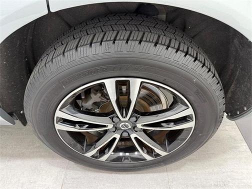 2018 Volvo XC60 T6 Momentum