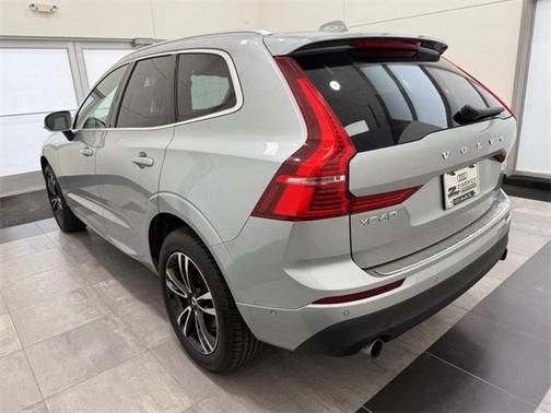 2018 Volvo XC60 T6 Momentum