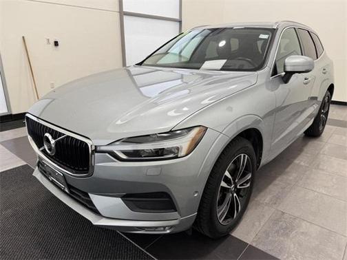 2018 Volvo XC60 T6 Momentum
