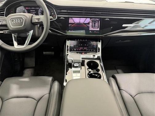 2025 Audi Q7 55 Prestige