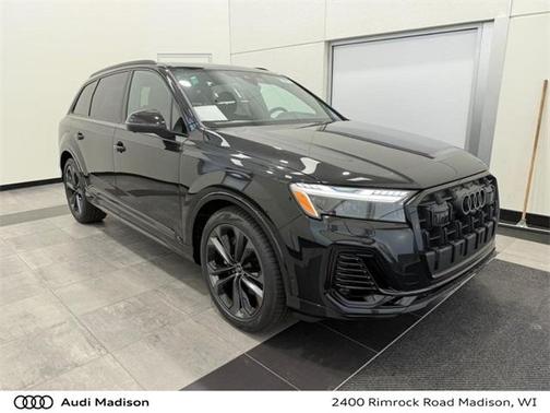 2025 Audi Q7 55 Prestige