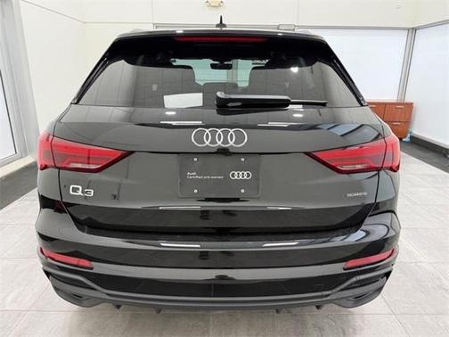 2025 Audi Q3 45 S line Premium