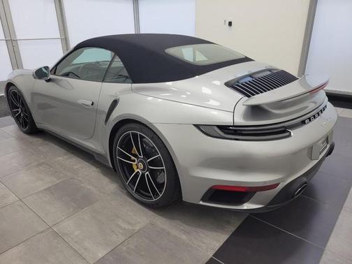 2022 Porsche 911 Turbo S