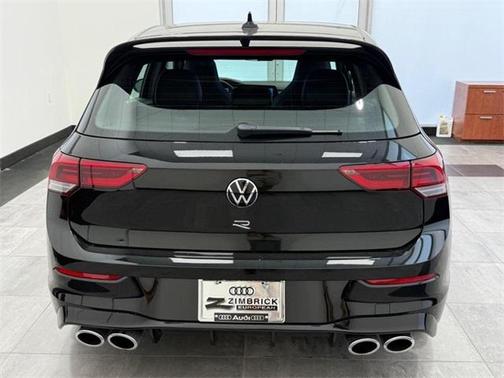 2024 Volkswagen Golf R 2.0T