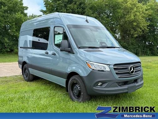 2025 Mercedes-Benz Sprinter 2500 144 WB Standard Roof Crew