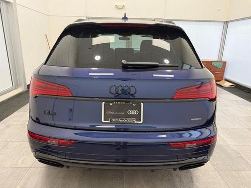 Navarra Blue Metallic 2025 Audi Q5 45 S line quattro Premium