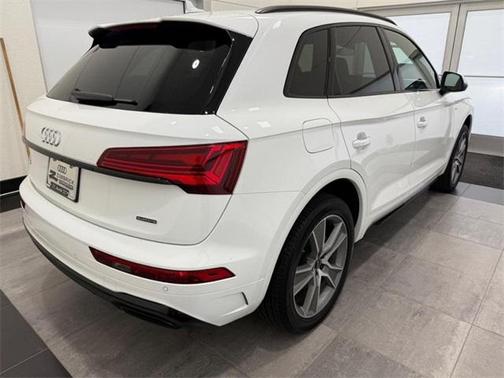 2025 Audi Q5 45 S line quattro Premium