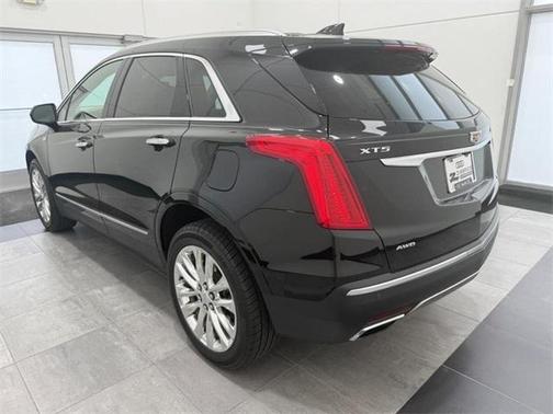 2017 Cadillac XT5 Platinum