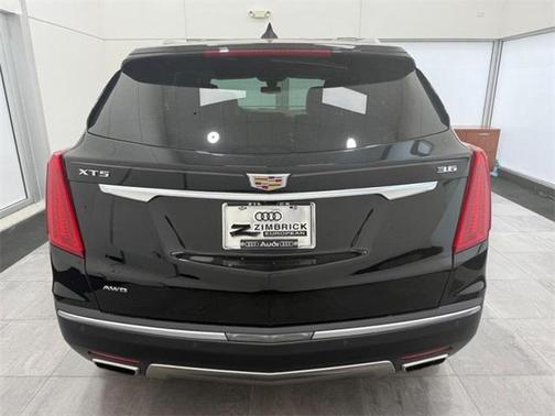 2017 Cadillac XT5 Platinum