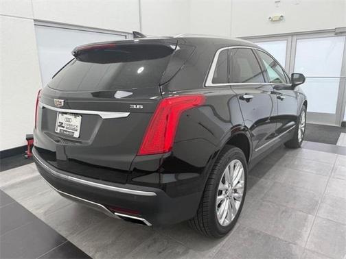 2017 Cadillac XT5 Platinum