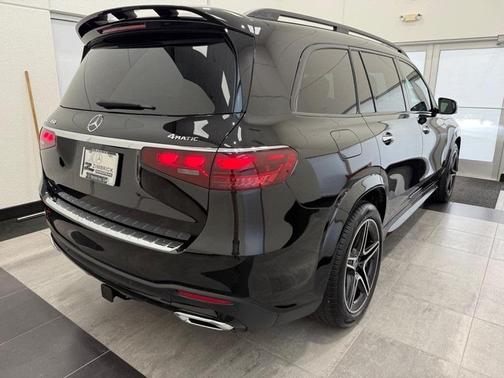 2025 Mercedes-Benz GLS 450 4MATIC