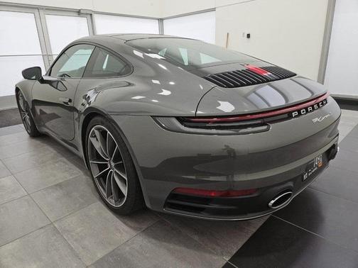 2022 Porsche 911 Carrera S