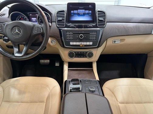 2019 Mercedes-Benz GLE 400 Base 4MATIC