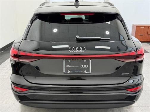 2025 Audi Q6 e-tron Premium