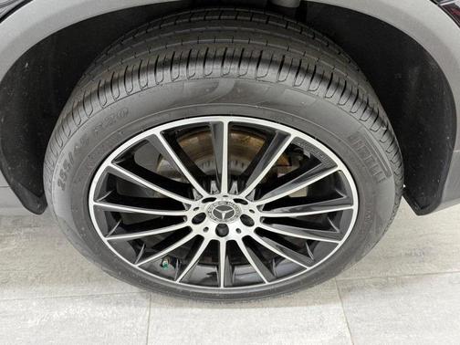 2022 Mercedes-Benz GLC 300 Base 4MATIC