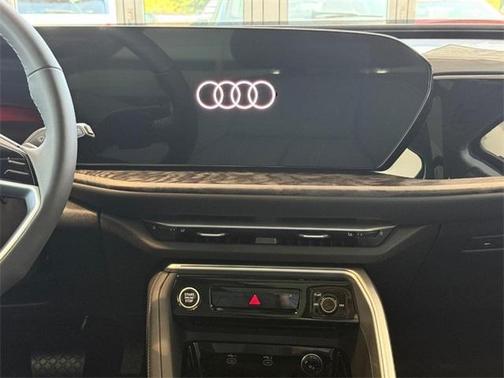 2025 Audi Q5 2.0T quattro Premium