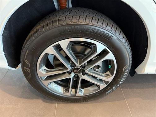 2025 Audi Q5 2.0T quattro Premium