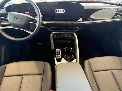 2025 Audi Q5 2.0T quattro Premium