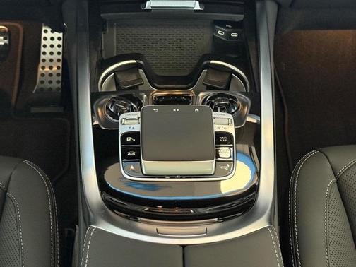 2025 Mercedes-Benz G-Class Base