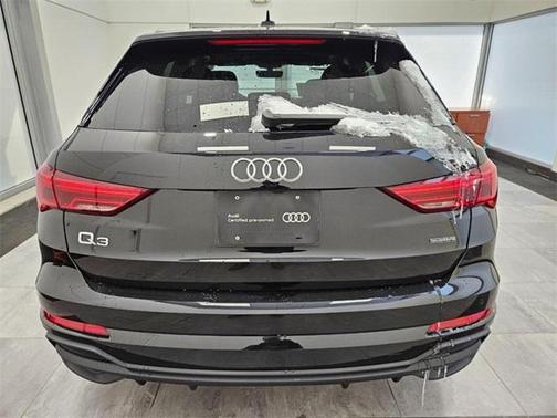 2025 Audi Q3 45 S line Premium