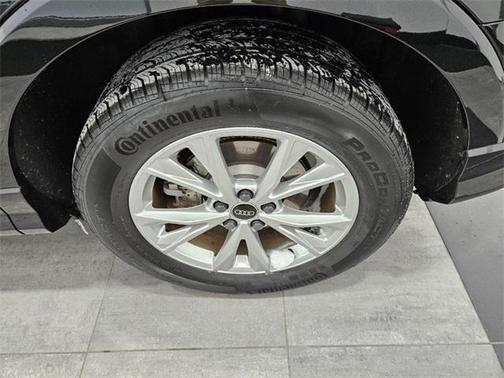 2025 Audi Q3 45 S line Premium