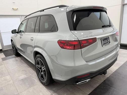 2025 Mercedes-Benz GLS 450 4MATIC