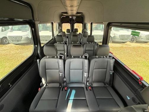 2026 Mercedes-Benz Sprinter 2500 High Roof