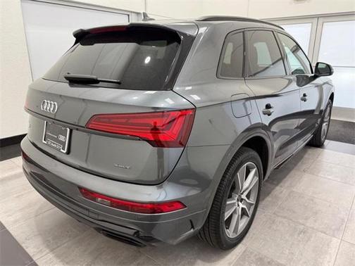 2025 Audi Q5 45 S line quattro Premium