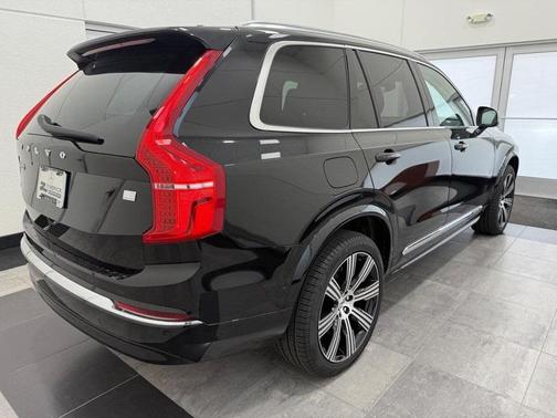 2024 Volvo XC90 Recharge Plug-In Hybrid T8 Ultimate 6-Seater