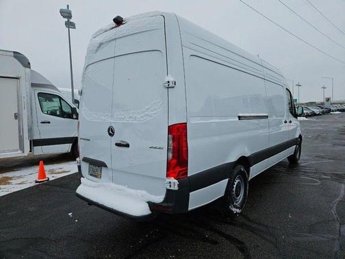 2024 Mercedes-Benz Sprinter 2500 170 WB