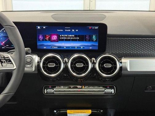 2026 Mercedes-Benz GLB 250 Base 4MATIC