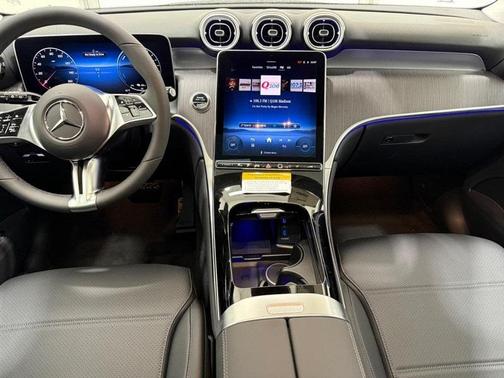 2025 Mercedes-Benz GLC 350e Base 4MATIC