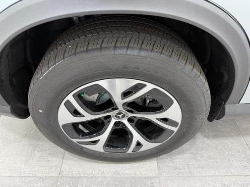 2026 Mercedes-Benz GLC 350e