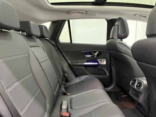 2026 Mercedes-Benz GLC 350e
